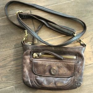Crossbody purse